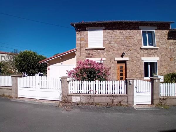 Vente                                                      Maison
                        
                     5 pièces                      121 m2                     à Blaye-les-Mines