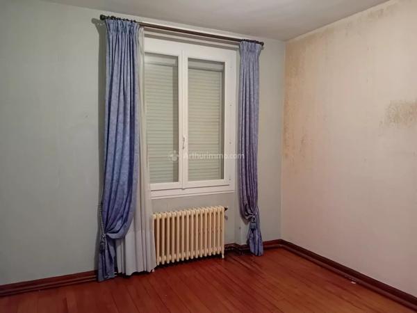 Vente                                                      Maison
                        
                     5 pièces                      121 m2                     à Blaye-les-Mines