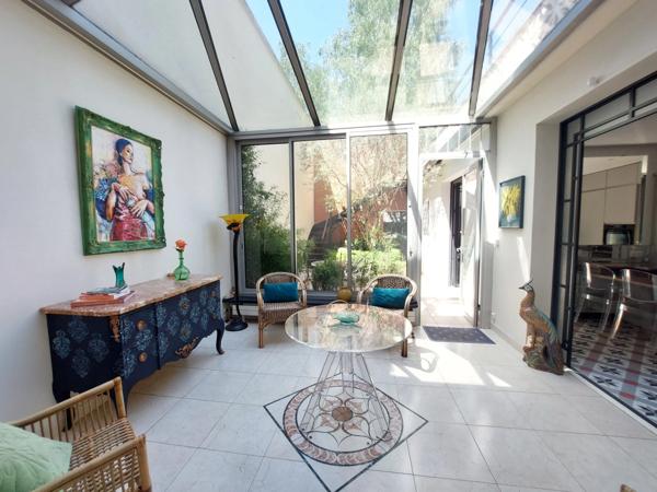 MAISON BOURGEOISE 1920 DE 275M2 RENOVEE EN 2020 AVEC 2 JARDINS TERRASSE PATIO VERANDA GARAGE CAVES 660K€ ALBI CENTRE