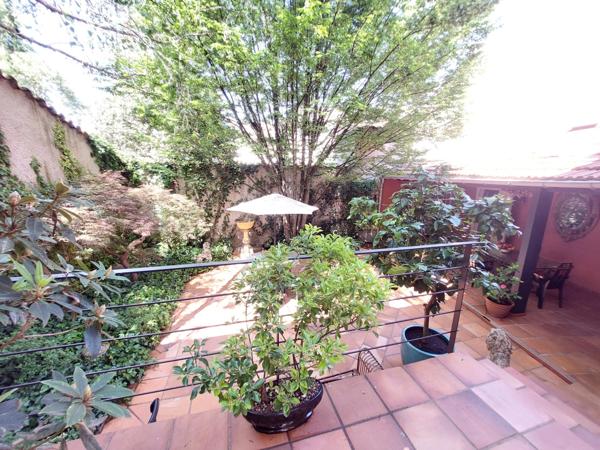 MAISON BOURGEOISE 1920 DE 275M2 RENOVEE EN 2020 AVEC 2 JARDINS TERRASSE PATIO VERANDA GARAGE CAVES 660K€ ALBI CENTRE