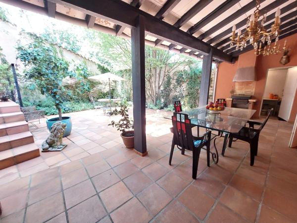 MAISON BOURGEOISE 1920 DE 275M2 RENOVEE EN 2020 AVEC 2 JARDINS TERRASSE PATIO VERANDA GARAGE CAVES 660K€ ALBI CENTRE
