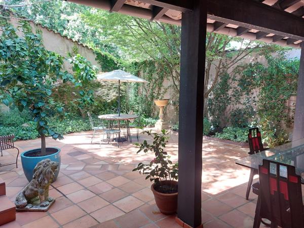 MAISON BOURGEOISE 1920 DE 275M2 RENOVEE EN 2020 AVEC 2 JARDINS TERRASSE PATIO VERANDA GARAGE CAVES 660K€ ALBI CENTRE