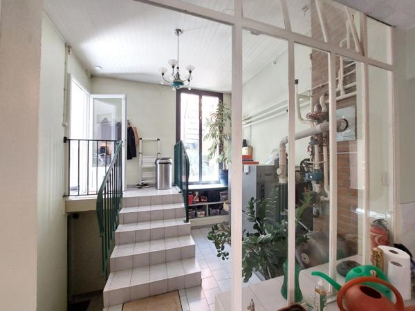MAISON BOURGEOISE 1920 DE 275M2 RENOVEE EN 2020 AVEC 2 JARDINS TERRASSE PATIO VERANDA GARAGE CAVES 660K€ ALBI CENTRE