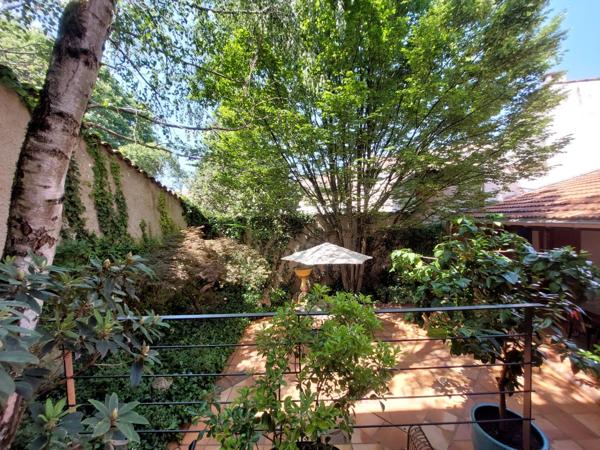 MAISON BOURGEOISE 1920 DE 275M2 RENOVEE EN 2020 AVEC 2 JARDINS TERRASSE PATIO VERANDA GARAGE CAVES 660K€ ALBI CENTRE