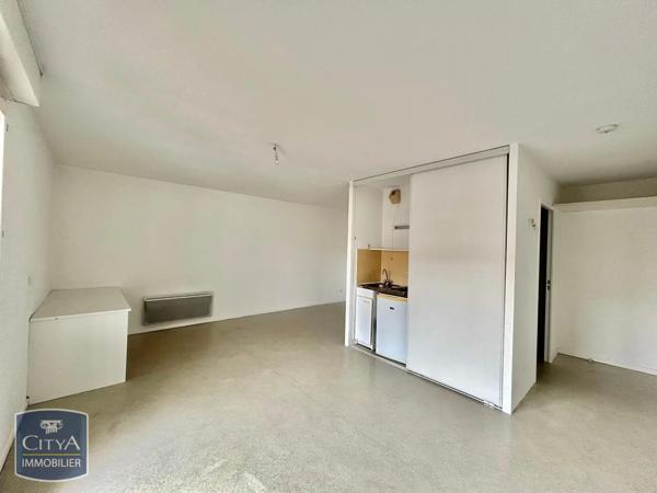 Appartement à louer 1 pièce 38.16m² Saint-Étienne (42100)