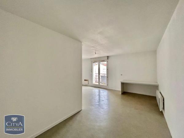 Appartement à louer 1 pièce 38.16m² Saint-Étienne (42100)