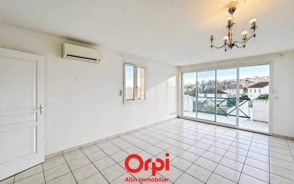 Appartement à vendre    3 pièces • 81,28 m2 Montluçon