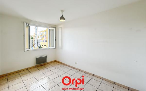 Appartement à vendre    3 pièces • 81,28 m2 Montluçon