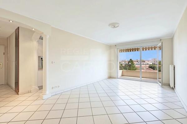 Appartement 3 pièces avec balcon - 2 chambres A VENDRE - VILLEURBANNE - 70.03 m 2 - 270 000 €