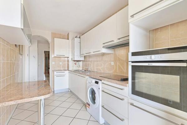 Appartement 3 pièces avec balcon - 2 chambres A VENDRE - VILLEURBANNE - 70.03 m 2 - 270 000 €