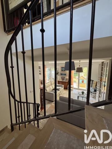 Maison à vendre 6 pièces 152 m² Lambesc