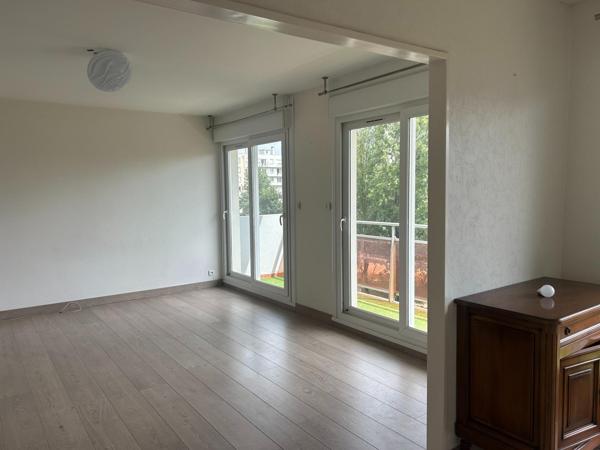 Appartement très lumineux, lumière traversante, rénovation soignée