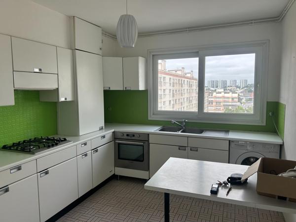 Appartement très lumineux, lumière traversante, rénovation soignée