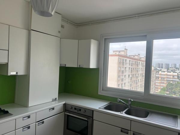 Appartement très lumineux, lumière traversante, rénovation soignée