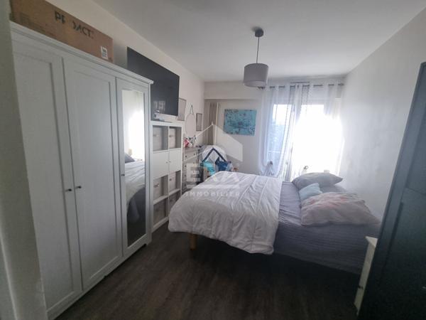 À vendre : Appartement spacieux de 5 pièces à Martigues, quartier Jonquières