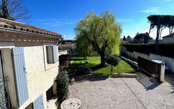 Maison à vendre    4 pièces •  Carpentras