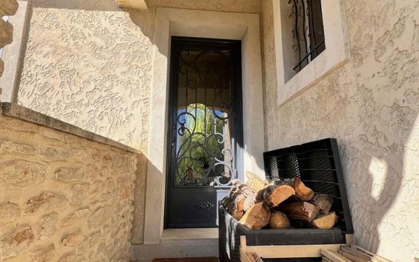 Maison à vendre    4 pièces •  Carpentras