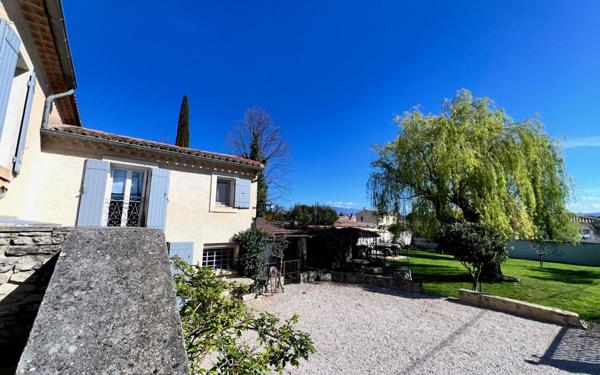 Maison à vendre    4 pièces •  Carpentras