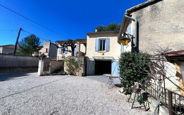 Maison à vendre    4 pièces •  Carpentras