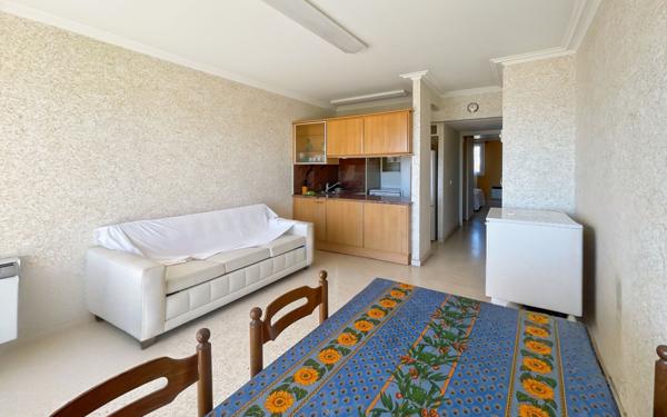 Appartement à vendre    2 pièces • 31,80 m2 Fréjus