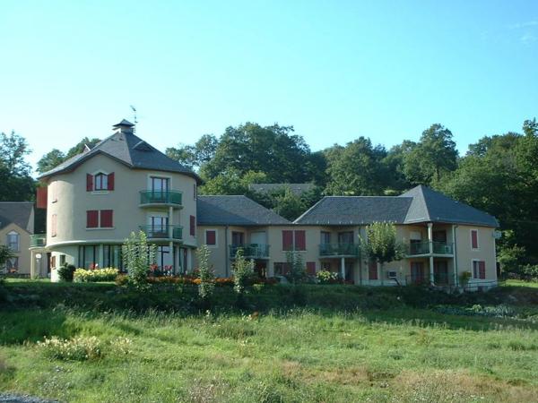 Appartement à louer à Salles-Curan (12410)