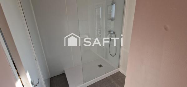 Corps de ferme avec dépendances et terrain