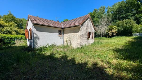 Vente                                                      Maison de village
                        
                     2 pièces                      47 m2                     à Aubigny-sur-Nère