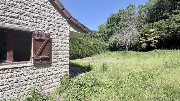 Vente                                                      Maison de village
                        
                     2 pièces                      47 m2                     à Aubigny-sur-Nère