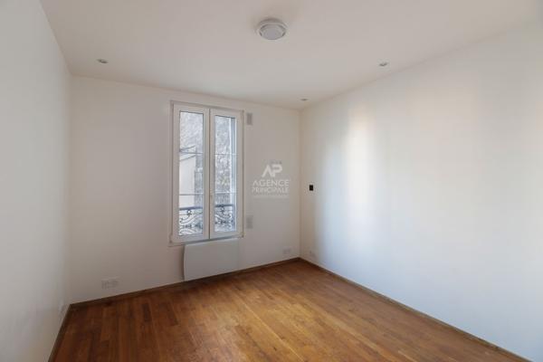 CLICHY - RUE ABET VARET - METRO SAINT OUEN €260 000 ** - Référence 6795-SB
