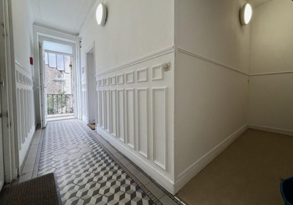 Vente / Studio à Corbeil-Essonnes (91100)
