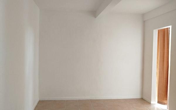 Appartement à louer    1 pièce • 49 m2 Le Marin