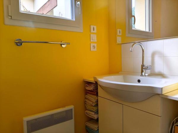 Exclusivité !! Côtes d'Armor 22590 Pordic. 4 chambres dont une au RDC avec Sde... terrain clos sans vis à vis