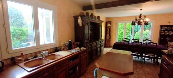 Exclusivité !! Côtes d'Armor 22590 Pordic. 4 chambres dont une au RDC avec Sde... terrain clos sans vis à vis