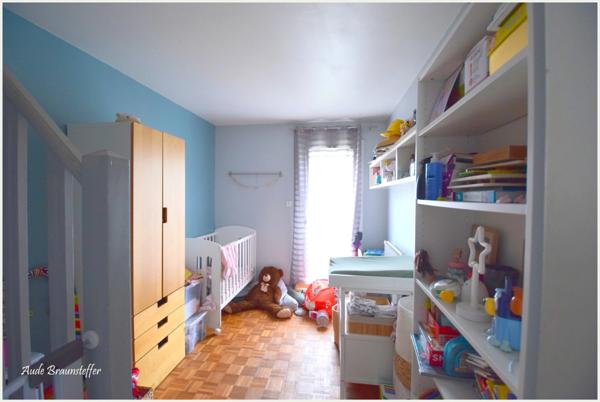 Maison à vendre 5 pièces ACHERES (78), environ 110 m2 utiles, à proximité immédiate de toutes les commodités