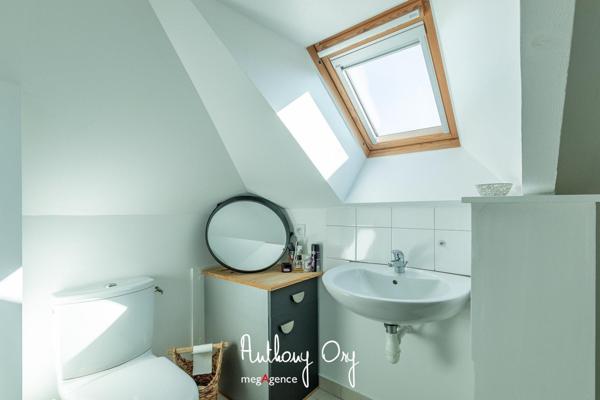 Maison à Vire Normandie, 14500 - 8 pièces 218m²