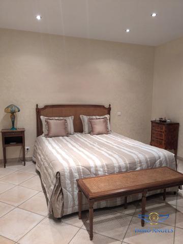 Villa T6 244m2 avec Piscine