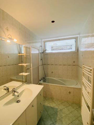 Fort potentiel vue dégagée appartement T4 93m2