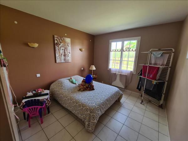 Maison à vendre |  Montguyon |  5 pièces | 110 m²