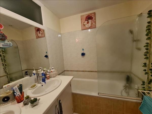 Maison à vendre |  Montguyon |  5 pièces | 110 m²