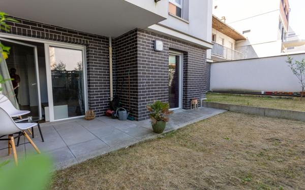 Appartement à louer    2 pièces • 37 m2 Bagnolet