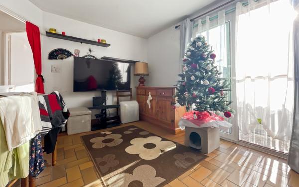 Appartement à vendre    3 pièces • 43 m2 Mont-de-Marsan