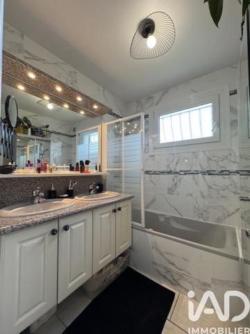 Maison à vendre 6 pièces 114 m² Saint-Germain-du-Puy