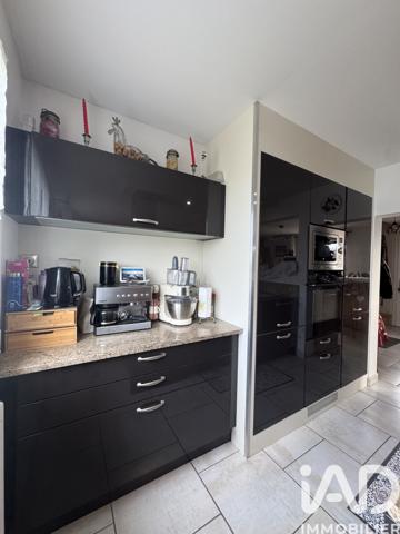 Maison à vendre 6 pièces 114 m² Saint-Germain-du-Puy