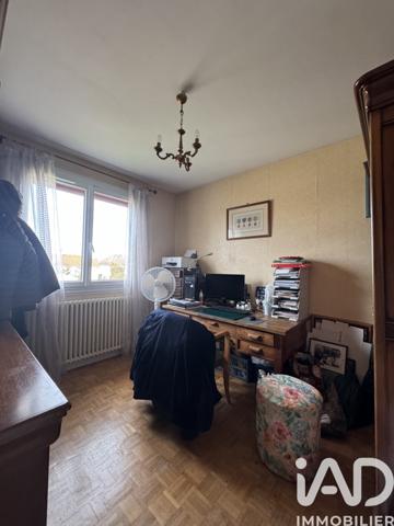 Maison à vendre 6 pièces 114 m² Saint-Germain-du-Puy