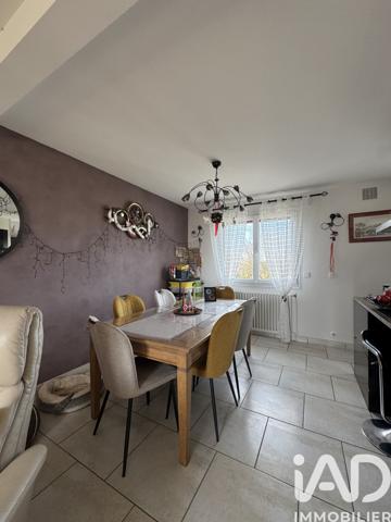 Maison à vendre 6 pièces 114 m² Saint-Germain-du-Puy