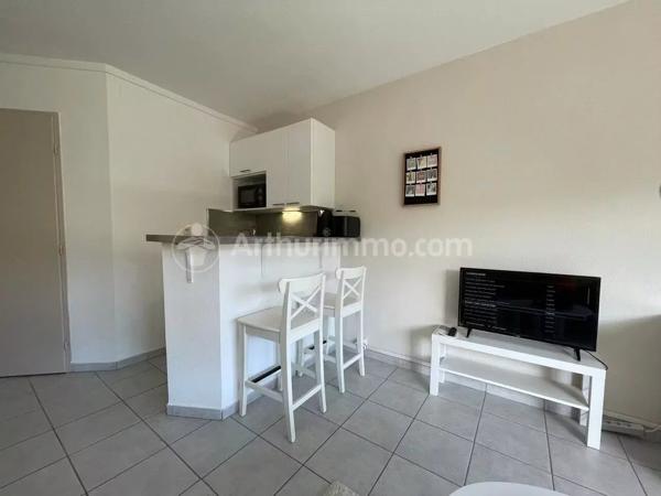 Location de vacances                                                      Appartement
                        
                     2 pièces                      35 m2                     à Belfort