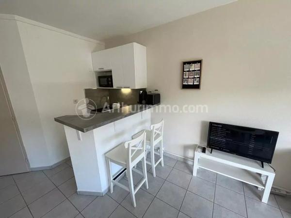 Location de vacances                                                      Appartement
                        
                     2 pièces                      35 m2                     à Belfort