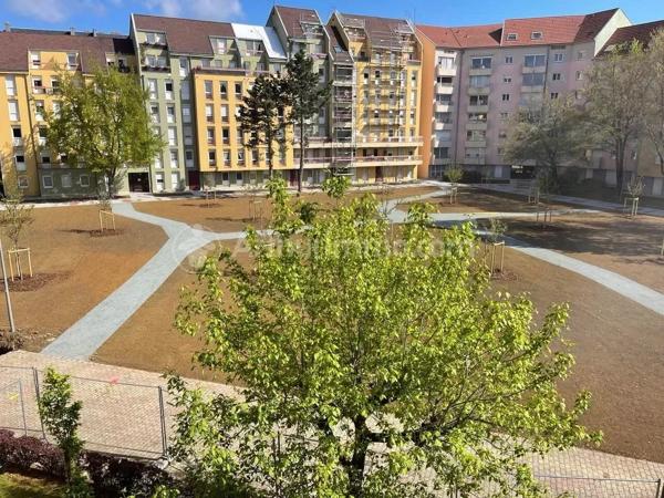 Location de vacances                                                      Appartement
                        
                     2 pièces                      35 m2                     à Belfort