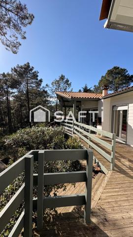VILLA EN PREMIÈRE LIGNE DU GOLF- LACANAU