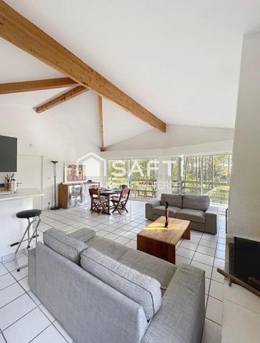 VILLA EN PREMIÈRE LIGNE DU GOLF- LACANAU